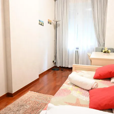 Marco'S Apartment Colosseum Rome Buitenkant foto